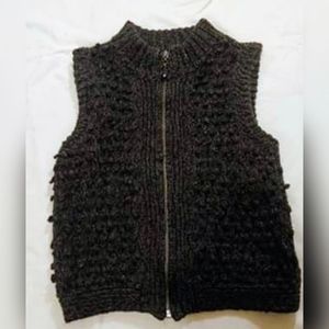Zip up Sweater vest